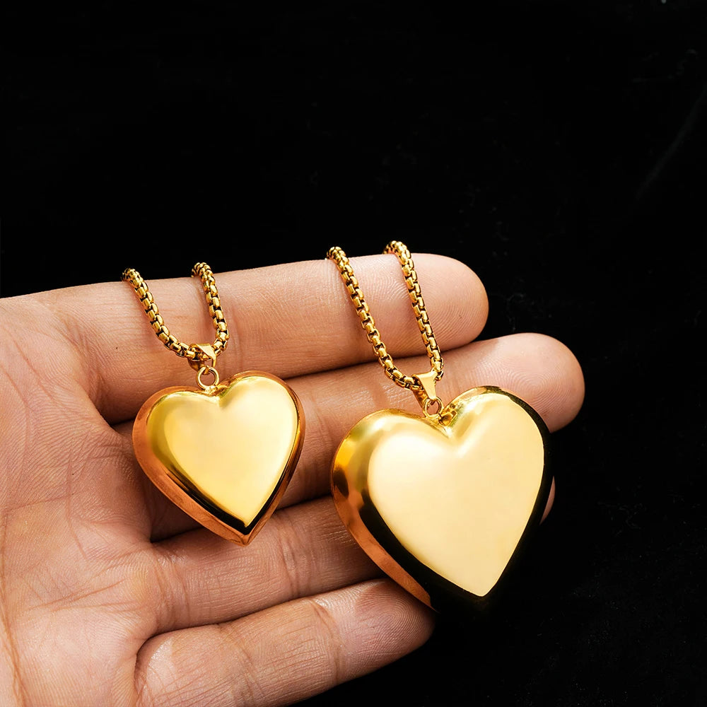 Stainless Steel Gold Plated Minimalist Peach Heart Pendant Necklace fashion Clavicle Chain for Women Girl Jewelry
